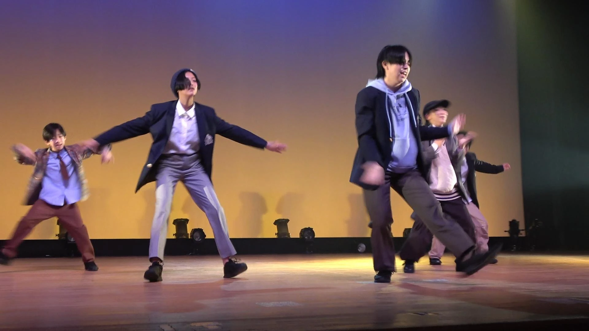 信頼の講師陣による専門的指導